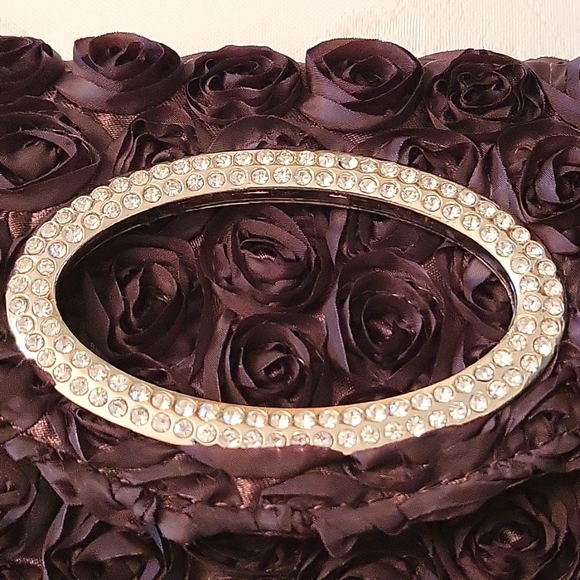 NEW Brown Organza Clutch, Rosettes, Rhinestone Clasp & Silver-tone Strap - Picture 5 of 12